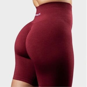 Alphalete Amplify Bordeaux Biker Short